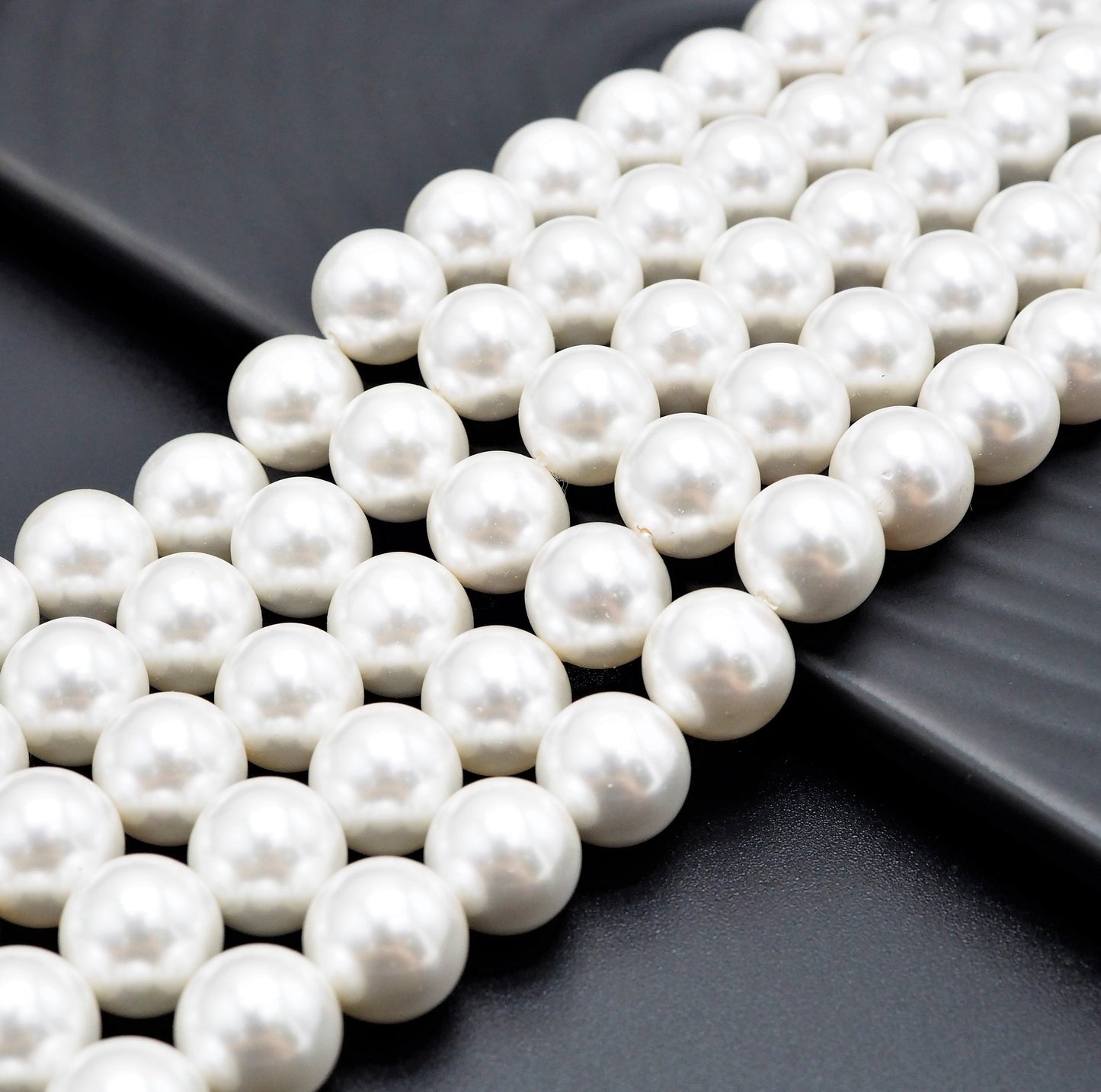 High Quality White Mother of Pearl Round Smooth Beads, Sku#U316